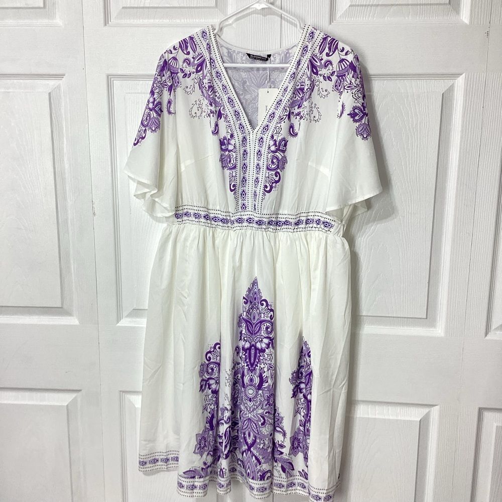 Bloomchic Dress Purple And White Size 14-16 NWT